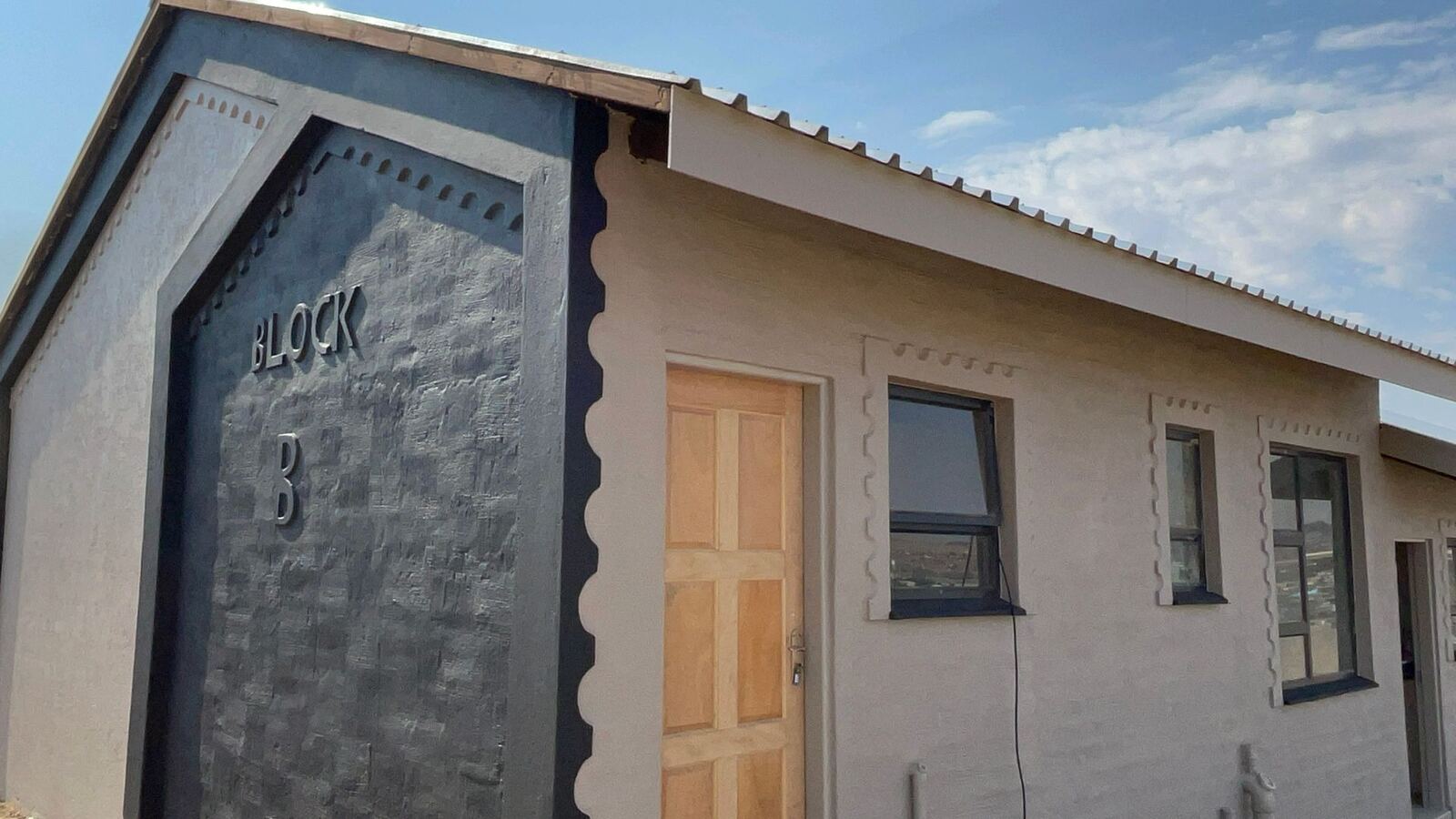 Grey and black unit block at Life@131 AustinView
